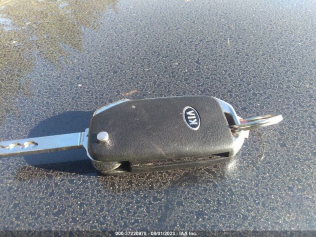 3KPF34AD2KE023235 KIA FORTE S