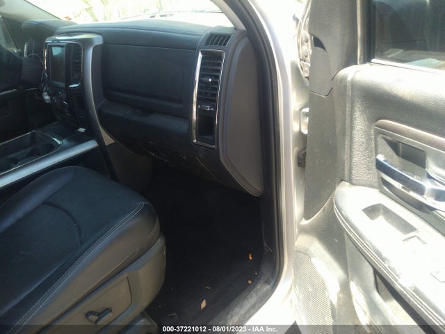 1C6RR7MT1HS677947 RAM 1500 Sport