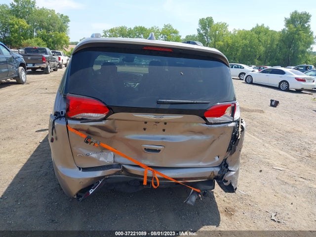2C4RC1EG4HR537837 Chrysler Pacifica Touring-l Plus