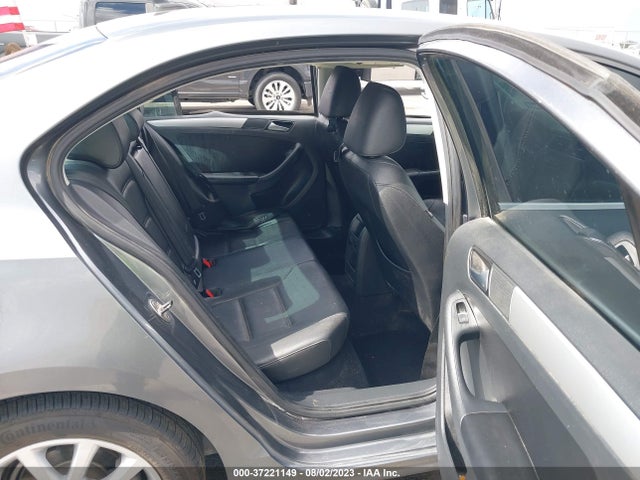 3VWD07AJ4EM240445 Volkswagen Jetta Sedan Se W/connectivity