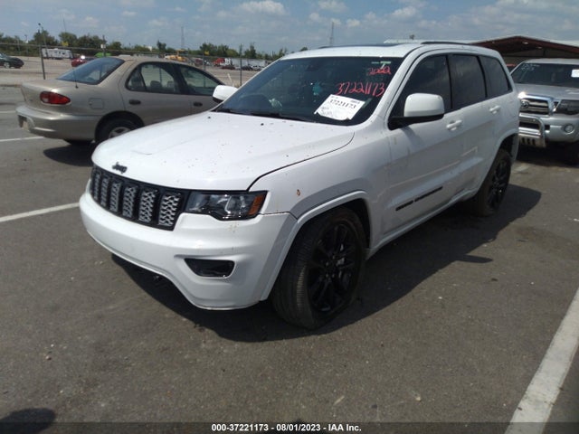 1C4RJEAG2NC153868 Jeep Grand Cherokee Wk Laredo X 4x2