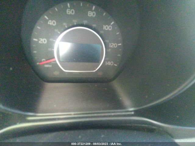KNDJN2A27F7122579 KIA Soul Base
