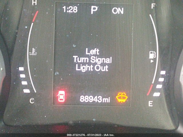 3C4NJCBB4HT668952 Jeep Compass Latitude