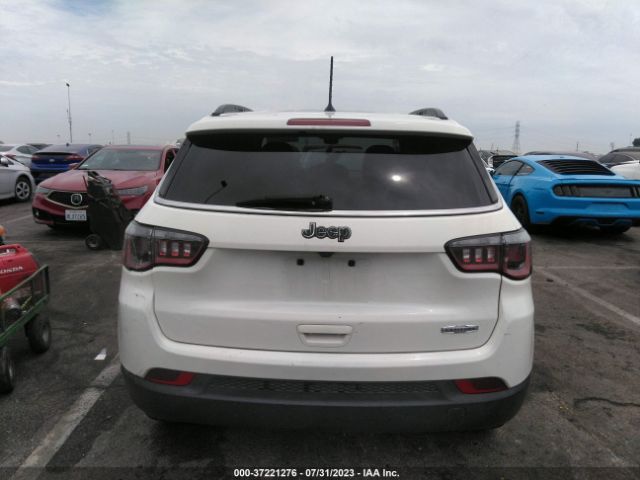 3C4NJCBB4HT668952 Jeep Compass Latitude