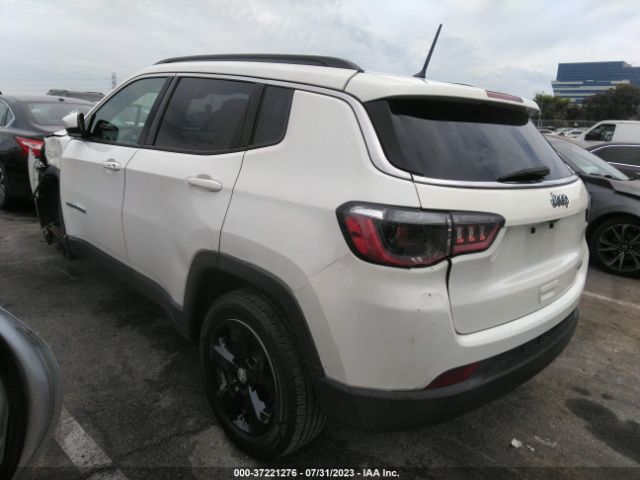 3C4NJCBB4HT668952 Jeep Compass Latitude