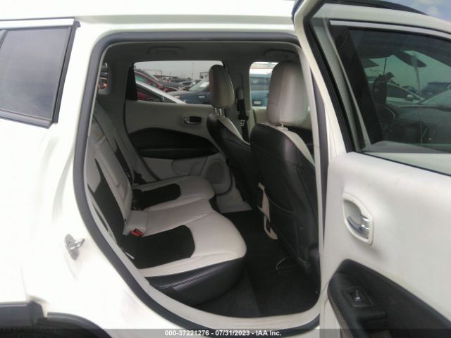 3C4NJCBB4HT668952 Jeep Compass Latitude
