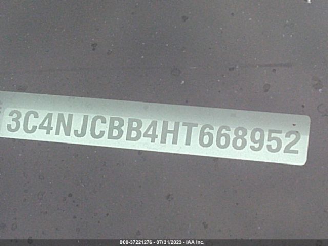 3C4NJCBB4HT668952 Jeep Compass Latitude