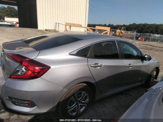 19XFC2F57HE049599 Honda Civic Sedan Lx