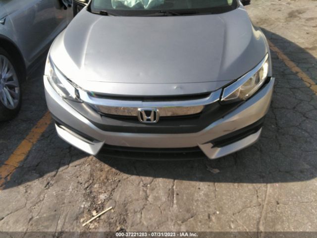 19XFC2F57HE049599 Honda Civic Sedan Lx