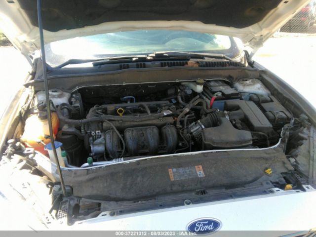 3FA6P0H74HR285018 Ford FUSION SE