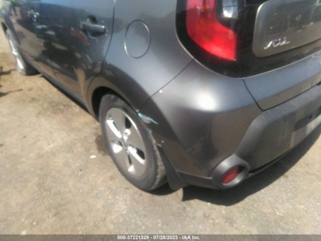 KNDJN2A25F7123889 KIA Soul Base