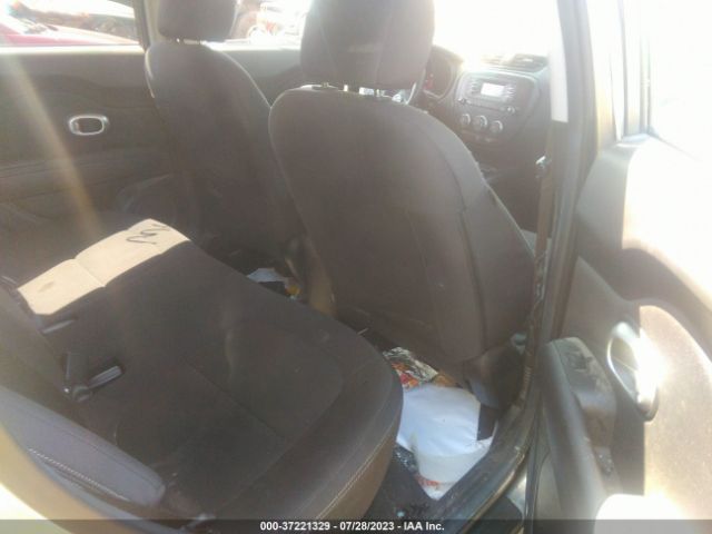 KNDJN2A25F7123889 KIA Soul Base