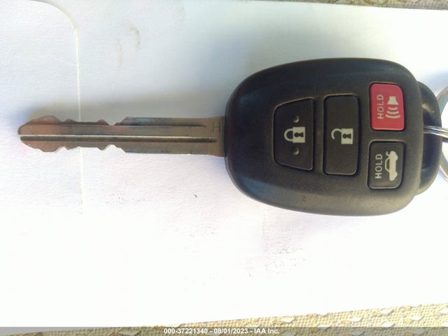 Toyota CAMRY LE 2016 4T4BF1FK6GR552788 Image 3