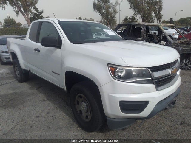 2016 1GCHSBEA4G1349466 main image