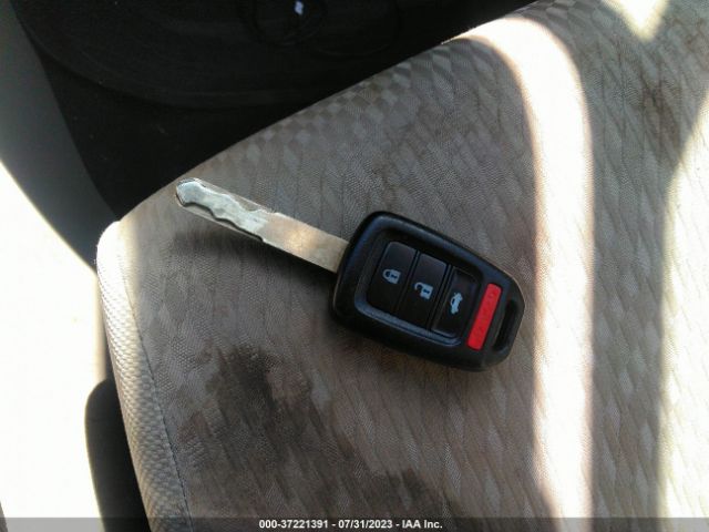 19XFB2F53FE245586 Honda Civic Sedan Lx