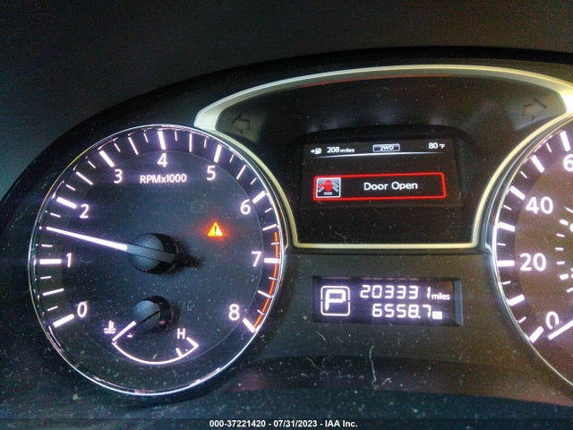 2013 NISSAN PATHFINDER SL VIN: 5N1AR2MM8DC640685