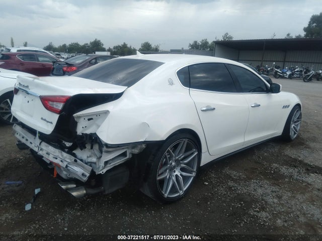 2016 Maserati Quattroporte, VIN: ZAM56RPA1G1188597