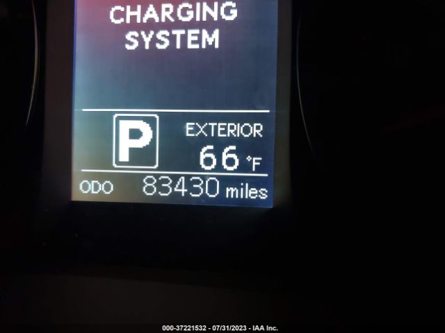 5TDKK3DC9FS686425 Toyota SIENNA LE