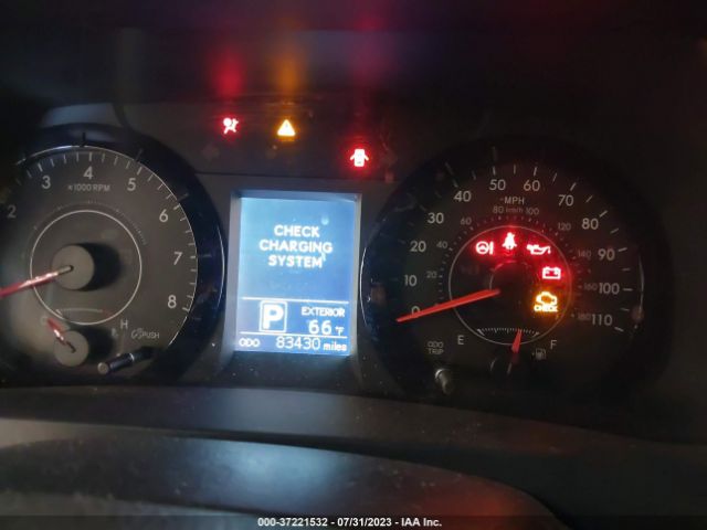 5TDKK3DC9FS686425 Toyota SIENNA LE