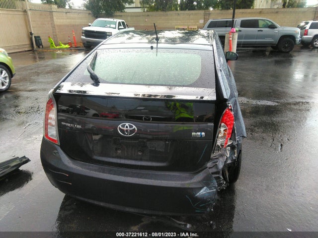 Toyota Prius Four 2015 JTDKN3DU5F1943996 Image 17