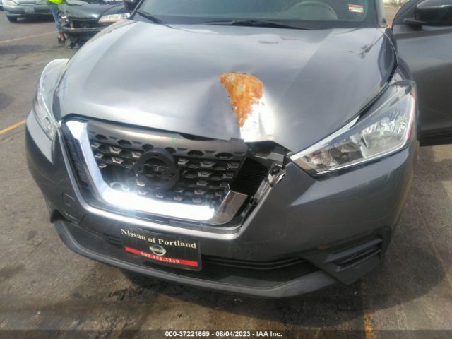 3N1CP5CU6KL564880 Nissan KICKS SV