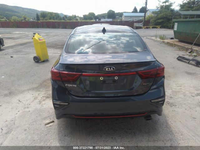 3KPF34AD8ME288406 KIA Forte Gt-line