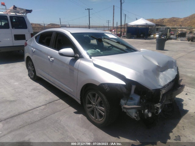 2018 5NPD84LF8JH359974 main image