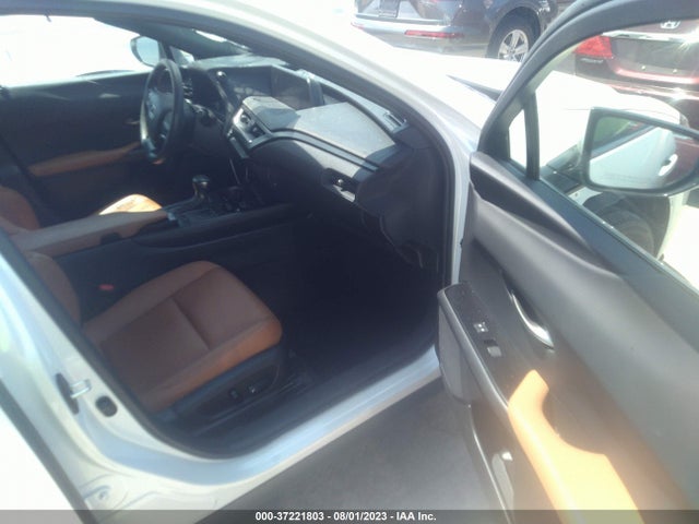 2021 Lexus UX, VIN: JTHX3JBH9M2036857
