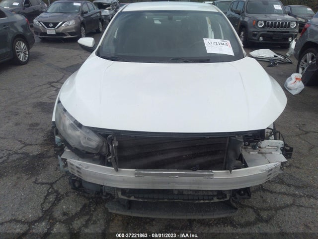 Honda Civic Hatchback Lx 2018 SHHFK7H21JU424128 Image 5