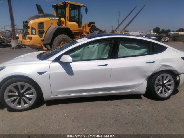 5YJ3E1EA6PF431878 Tesla MODEL 3