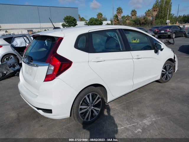 2018 HONDA FIT EX VIN: 3HGGK5H83JM727441