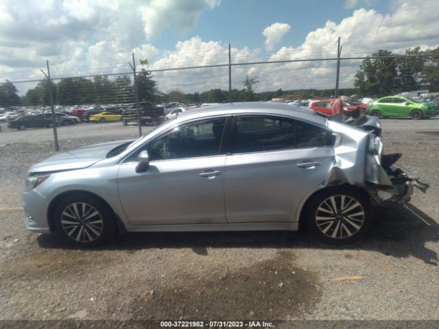 4S3BNAF69K3016467 Subaru Legacy Premium