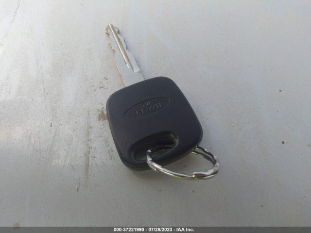 2003 FORD MUSTANG STANDARD/DELUXE/PREMIUM VIN: 1FAFP404X3F428018