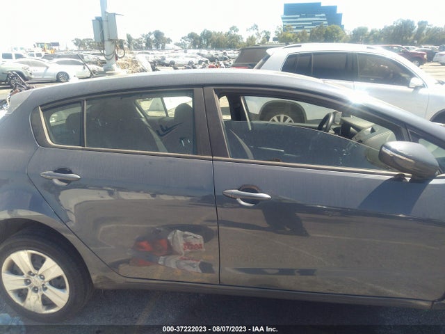 KIA Forte 5-door Lx 2016 KNAFK5A85G5638907 Image 13
