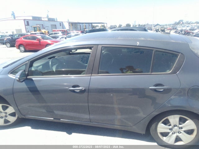 KIA Forte 5-door Lx 2016 KNAFK5A85G5638907 Image 14