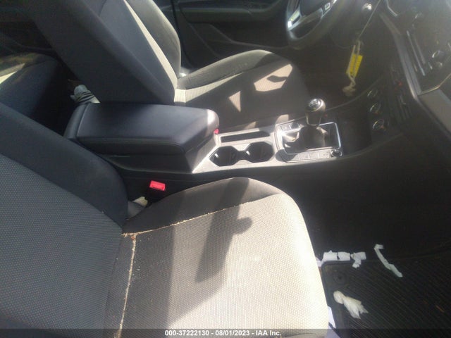 3VWN57BU3KM005738 Volkswagen JETTA S