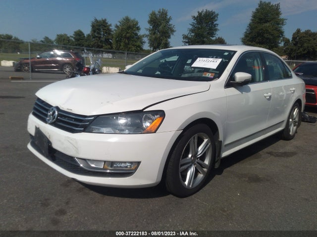 1VWBT7A35FC051614 Volkswagen Passat 1.8t Se W/sunroof & Nav