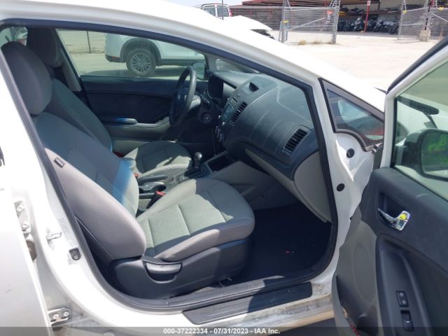 KNAFX4A65G5579478 KIA FORTE LX