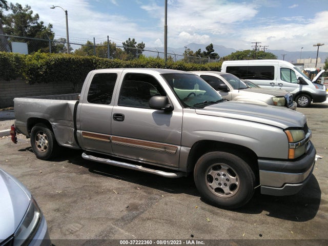 2003 CHEVROLET SILVERADO 1500 LS VIN: 2GCEC19V031306738