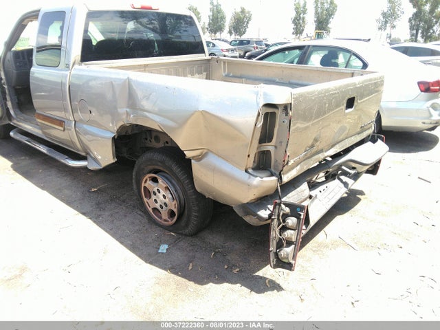 2003 CHEVROLET SILVERADO 1500 LS VIN: 2GCEC19V031306738