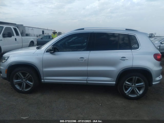 WVGTV7AX1HK022331 Volkswagen Tiguan Sport