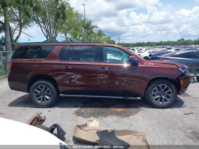 Chevrolet Suburban Z71 2023 1GNSKDKD9PR334955 Image 14