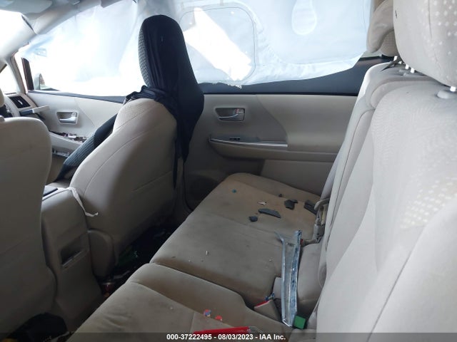 Toyota Prius V Two/three/five 2014 JTDZN3EU6EJ002908 Image 8