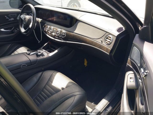 W1KUG8DB3LA530281 Mercedes-Benz S-class S 560