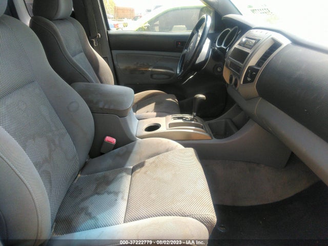 2005 TOYOTA TACOMA VIN: 5TEUU42N35Z015007