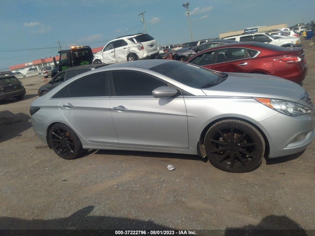 2013 HYUNDAI SONATA SE VIN: 5NPEC4AC3DH573464