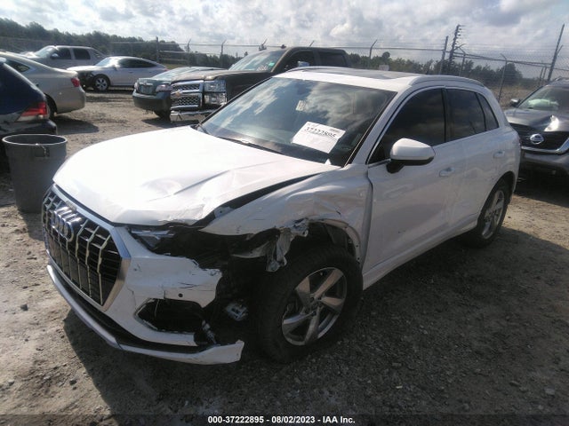 WA1AECF37L1113414 Audi Q3 PREMIUM