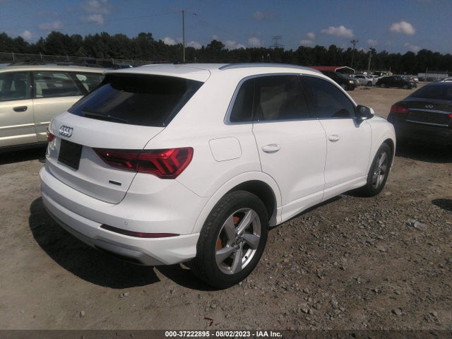 WA1AECF37L1113414 Audi Q3 PREMIUM