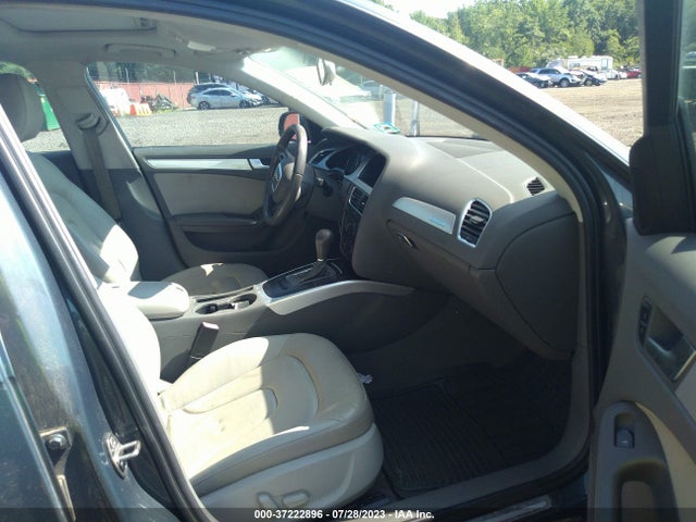 2010 AUDI A4 2.0T PREMIUM VIN: WAUBFAFL5AN012189