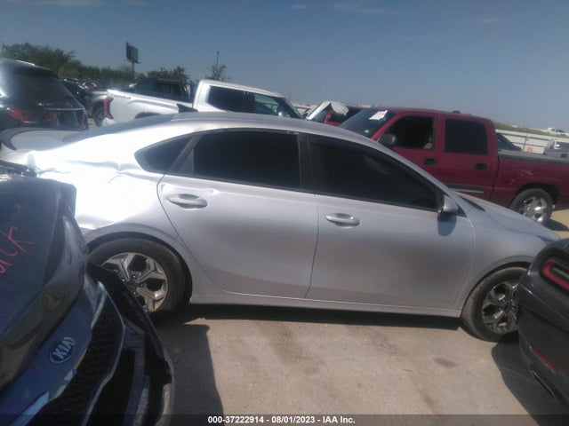 KIA Forte Lxs 2019 3KPF24AD6KE126659 Image 5